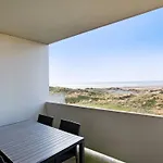 Apartment In With Free Water Park Access *