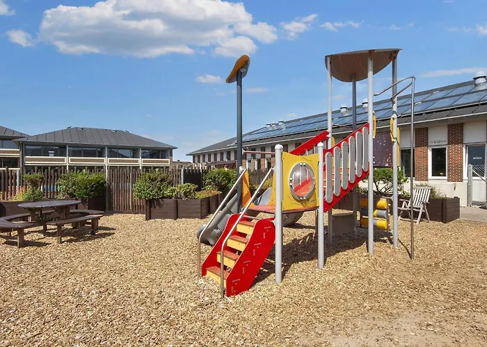 In With Free Water Park Access Apartament